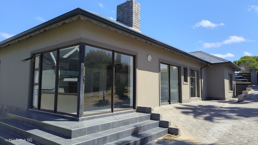3 Bedroom Property for Sale in Marina Martinique Eastern Cape